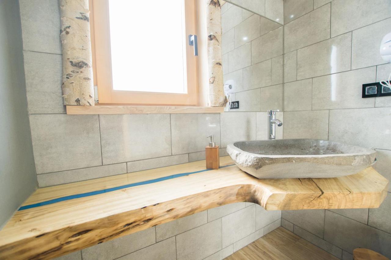 Nad Termami Villa Dzianisz Екстериор снимка
