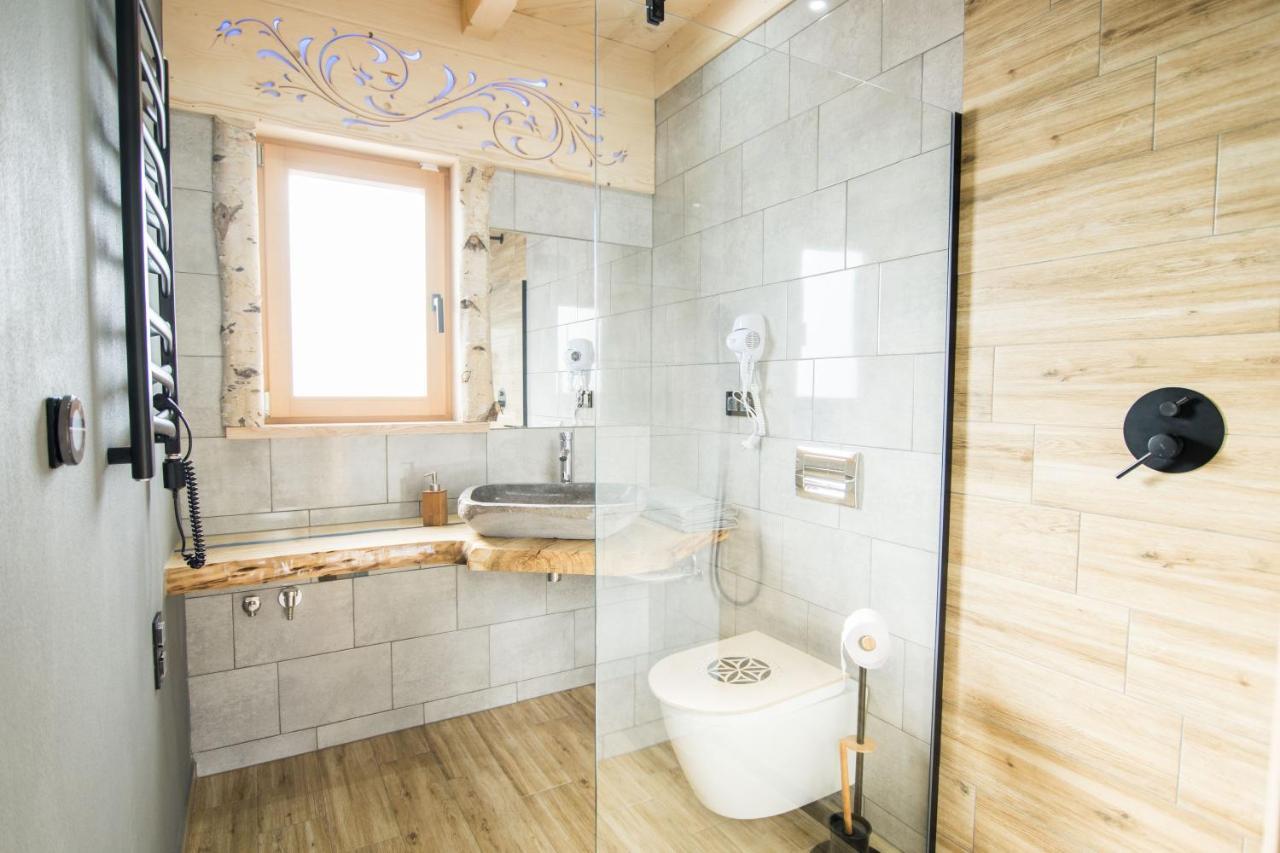 Nad Termami Villa Dzianisz Екстериор снимка